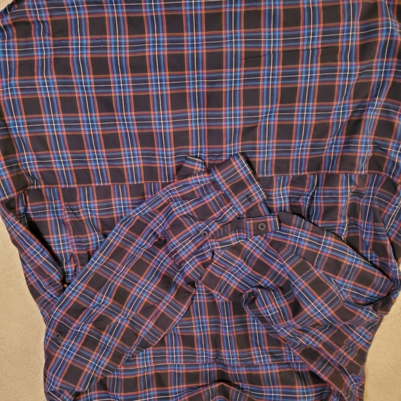 Mens Columbia omni shade, plaid, size 4x.  In good condition. - Picture 7 of 10